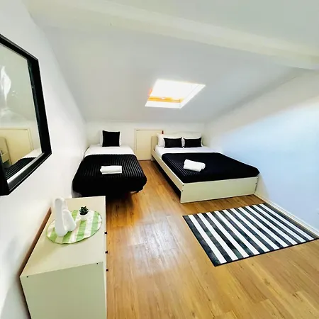 High Standard In Campo De Ourique, Close To Attractions Лиссабон
