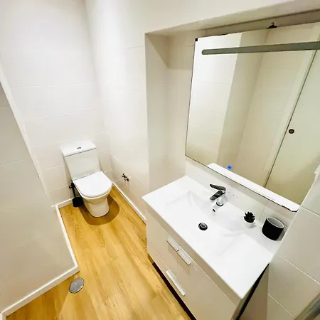 High Standard In Campo De Ourique, Close To Attractions Лиссабон