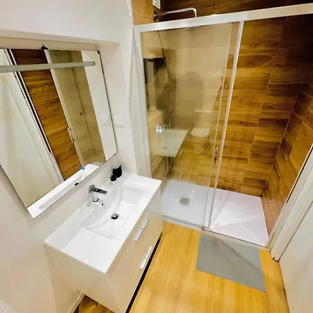 High Standard In Campo De Ourique, Close To Attractions Лиссабон