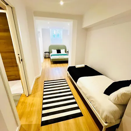 Хостел High Standard In Campo De Ourique, Close To Attractions