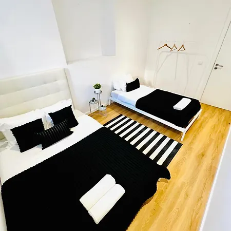 Хостел High Standard In Campo De Ourique, Close To Attractions