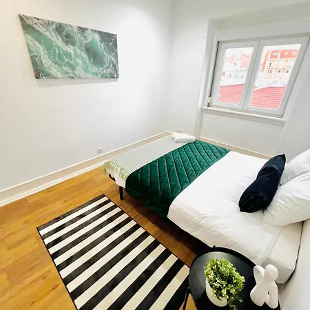 High Standard In Campo De Ourique, Close To Attractions Хостел