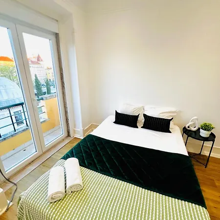 High Standard In Campo De Ourique, Close To Attractions Лиссабон