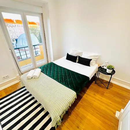 旅馆 High Standard In Campo De Ourique, Close To Attractions