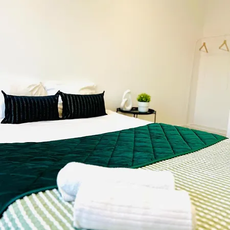High Standard In Campo De Ourique, Close To Attractions Хостел