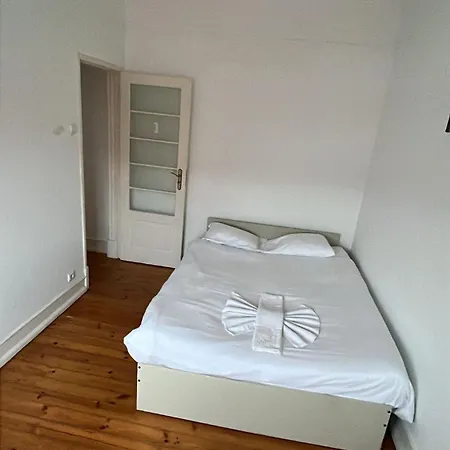 بيت شباب High Standard In Campo De Ourique, Close To Attractions